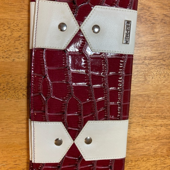 Miche Jessica shell only burgundy faux leather crocodile skin texture - Picture 1 of 3